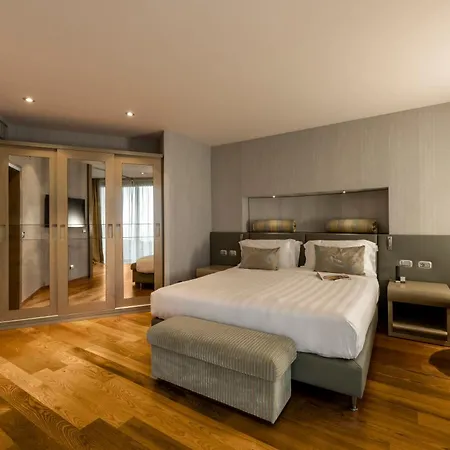 Il Boscareto & 5* Serralunga d'Alba
