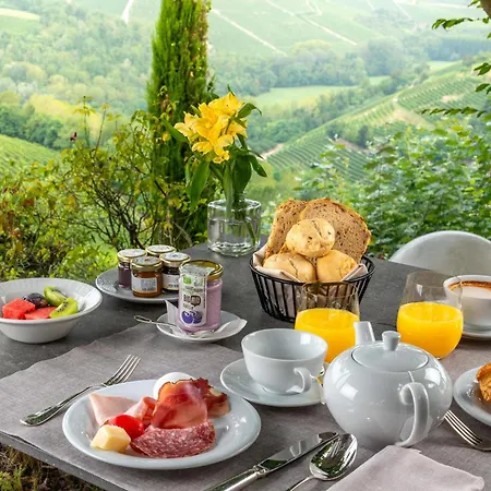 Hotel Il Boscareto & Serralunga d'Alba