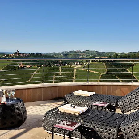 Il Boscareto & 5* Serralunga d'Alba