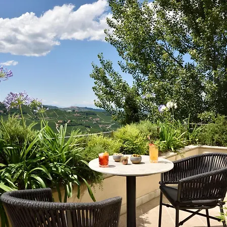 Il Boscareto & Hotel Serralunga d'Alba