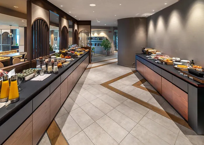 Hotell Il Boscareto & Serralunga d'Alba