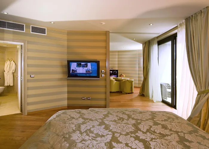 Hotell Il Boscareto & 5*